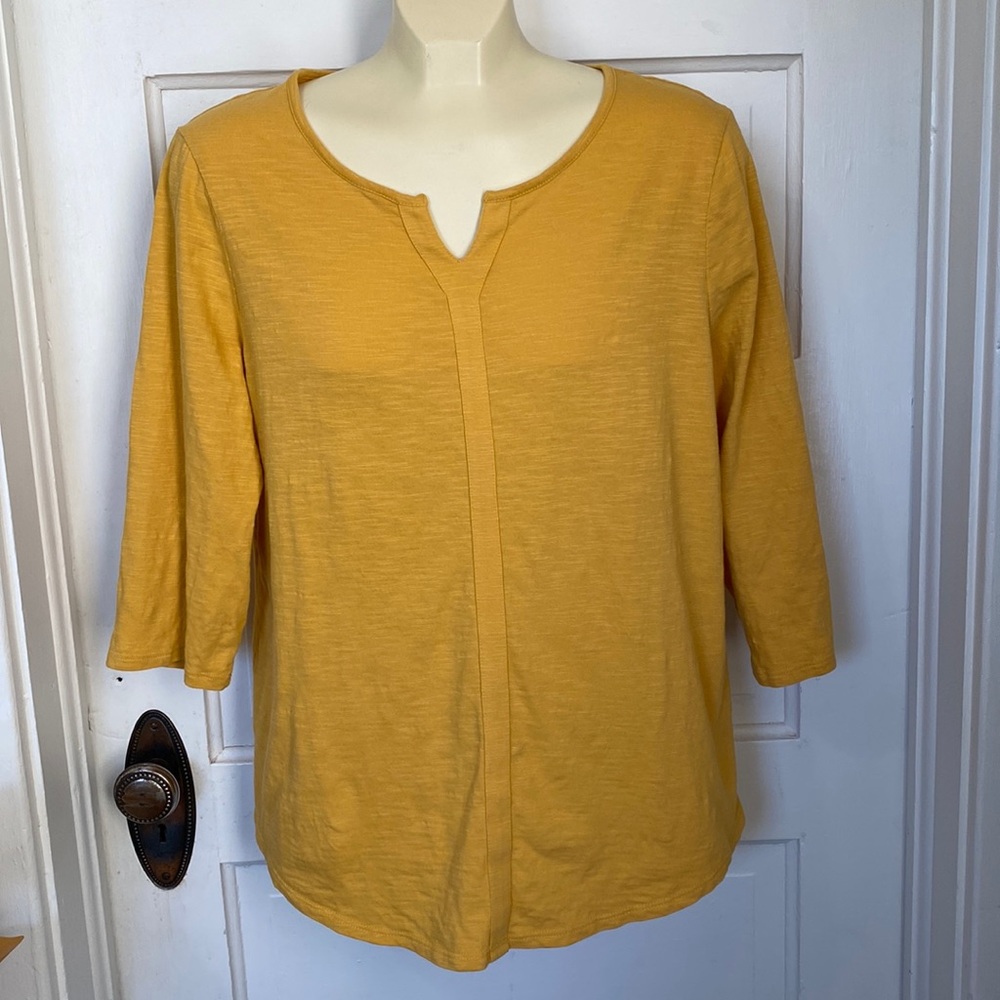 Chico’s Elsa Mustard Yellow Split Neck Tunic Size Medium or 2